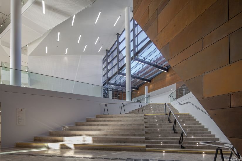 Blick in die Aula des Hörsaalzentrums Campus WU TC